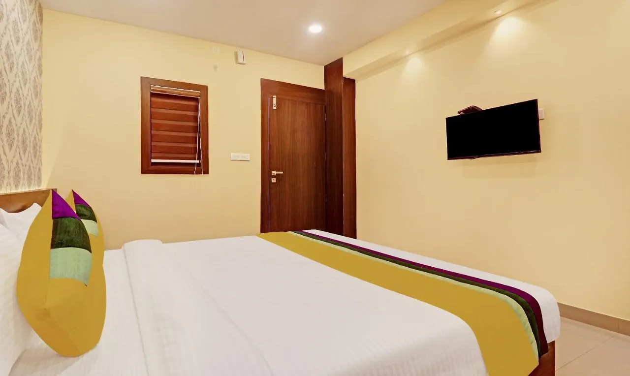 Itsy Hotels Sapphire Residency Manjeri 3*,  India