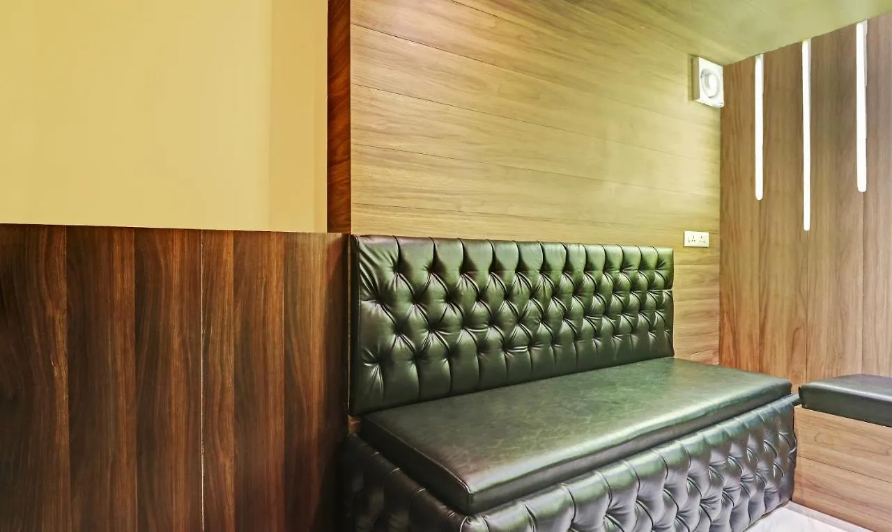 ***  Itsy Hotels Sapphire Residency Manjeri India